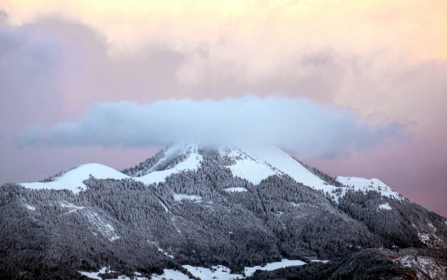 Обои картинки фото природа, горы, снег, облако