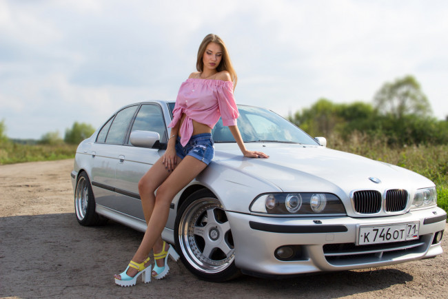 Обои картинки фото auto girl 53, автомобили, -авто с девушками, bmw, girl, серый
