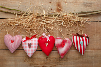 Картинка праздничные день+святого+валентина +сердечки +любовь солома сердечки