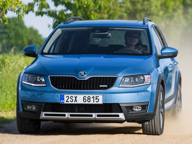 Обои картинки фото автомобили, skoda, 5e, scout, 2014г, синий, octavia