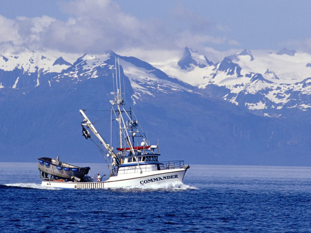 Обои картинки фото seiner, on, chatham, strait, alaska, корабли, другое