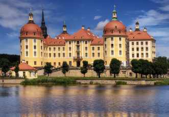обоя замок, морицбург, саксония, германия, города, дворцы, замки, крепости, деревья, шпили, окна, вода