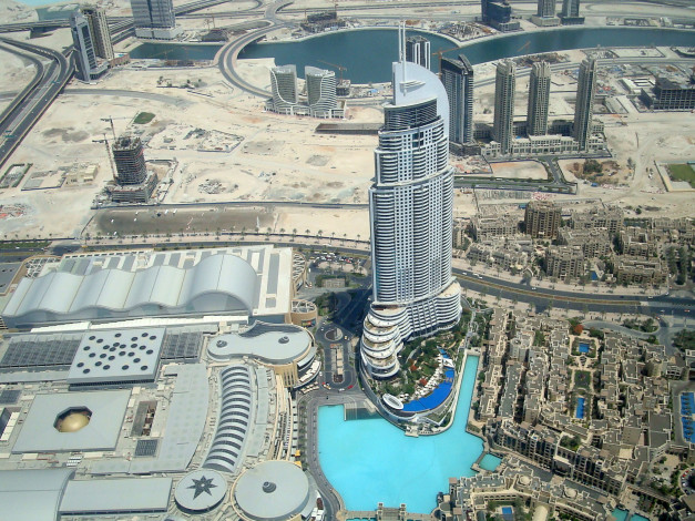 Обои картинки фото tallest bulding,  burj khalifa,  dubai, города, дубай , оаэ, простор