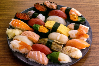 Картинка еда рыба морепродукты суши роллы набор
