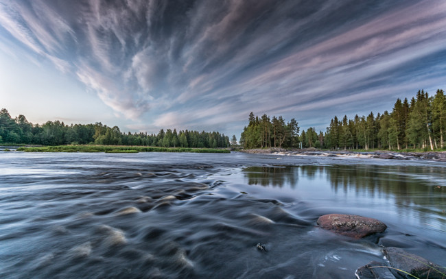 Обои картинки фото природа, реки, озера, лес, река, облака, финляндия