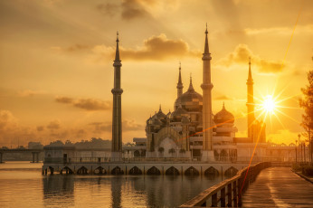 обоя crystal mosque, города, - мечети,  медресе, простор, религия, ислам