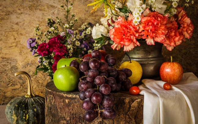 Обои картинки фото еда, натюрморт, фрукты, тыква, виноград, букет, vegetable, still, life, grapes, fruit, flowers, овощи, груши, яблоки, цветы