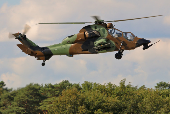 Обои картинки фото ec-665 tiger, авиация, вертолёты, вертушка