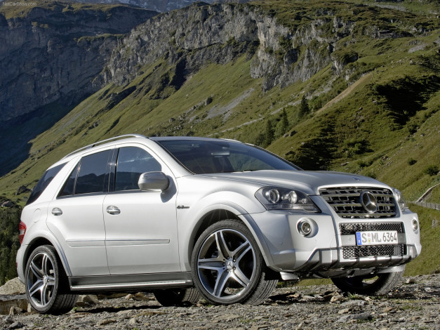 Обои картинки фото mercedes, benz, ml63, amg, 10th, anniversary, 2009, автомобили