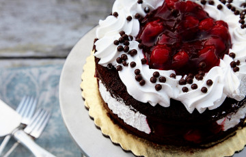 Картинка еда пирожные кексы печенье торт крем ягоды