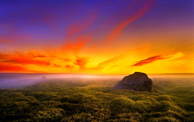 Обои картинки фото природа, восходы, закаты, рассвет, зарево, поле, туман