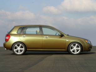 обоя kia cerato green concept 2004, автомобили, kia, 2004, concept, green, cerato