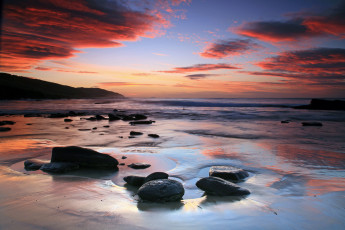 Картинка природа побережье камни закат море