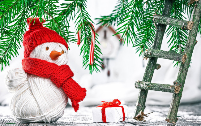 Обои картинки фото праздничные, снеговики, шапочка, шарф