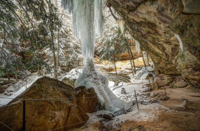 Обои картинки фото природа, другое, сосульки, пещера, зима