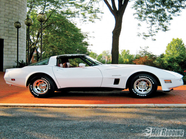 Обои картинки фото 1982, chevy, corvette, автомобили
