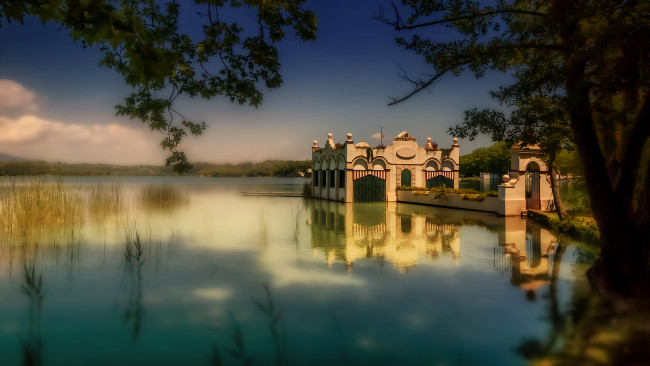 Обои картинки фото lago de banyoles, города, - пейзажи, озеро, здание