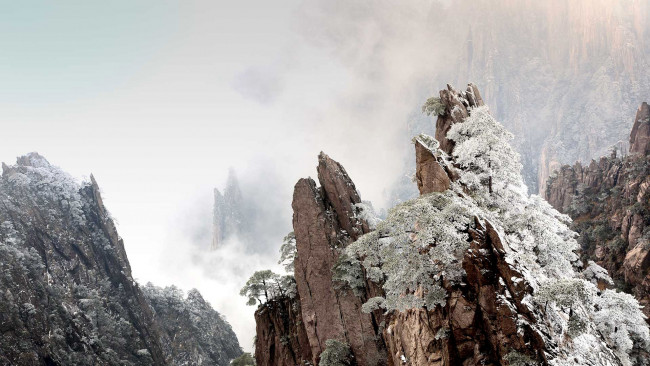 Обои картинки фото природа, горы, китай, аньхой, хуаншань, утро, туман, скалы, зима