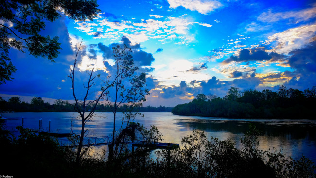 Обои картинки фото природа, реки, озера, небо, облака, деревья, красота