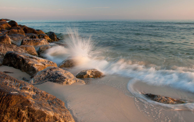 Обои картинки фото природа, побережье, волны, камни, море
