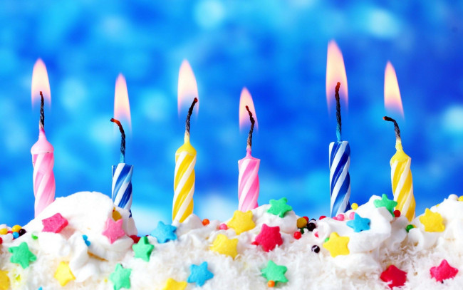 Обои картинки фото праздничные, день рождения, торт, звездочки, огонь, свечки