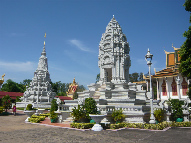 Обои картинки фото города, - исторические,  архитектурные памятники, камбоджа, королевский, дворец, кантха, бопха
