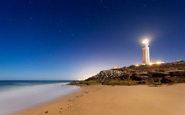 Картинка природа маяки маяк следы океан пляж