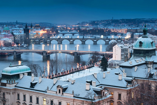 Обои картинки фото города, прага , Чехия, прага, дома, ночь, река, мосты