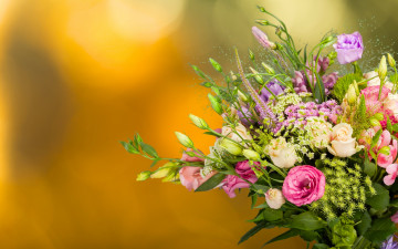 Картинка цветы букеты +композиции розы хризантемы эустома бутоны букет фон