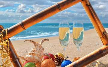 Картинка праздничные угощения игрушки ракушки украшения sand sea shore beach новый год песок пляж море