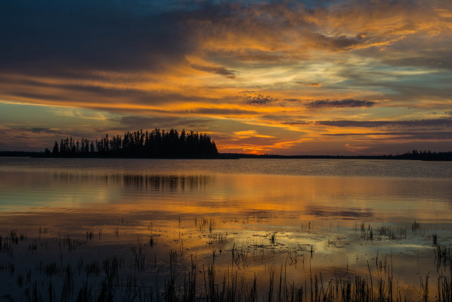 Обои картинки фото природа, восходы, закаты, озеро, зарево, сумрак, тучи