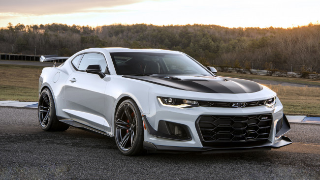 Обои картинки фото chevrolet camaro zl1-1le 2018, автомобили, chevrolet, camaro, zl1-1le, 2018