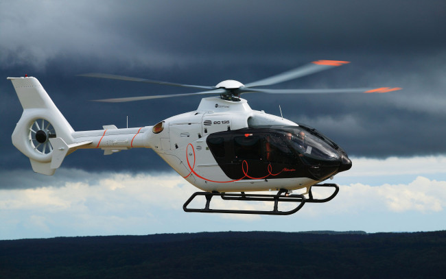 Обои картинки фото airbus helicopters h135, авиация, вертолёты, легкий, вертолет, eurocopter, ec135, t2, airbus, helicopters, h135, flight