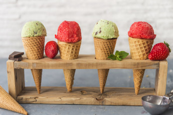 Картинка еда мороженое +десерты подставка рожок