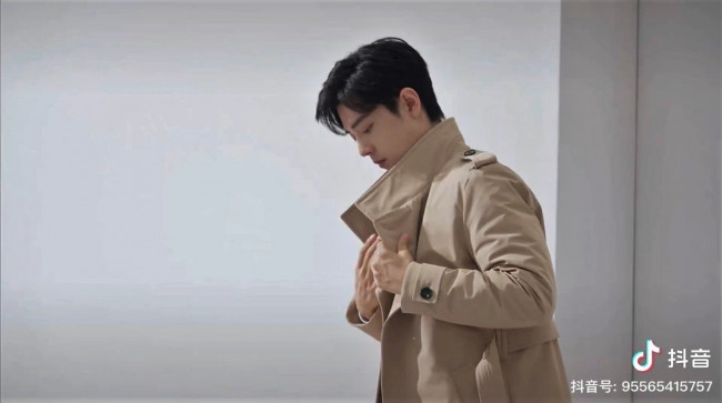 Обои картинки фото мужчины, xiao zhan, актер, пальто