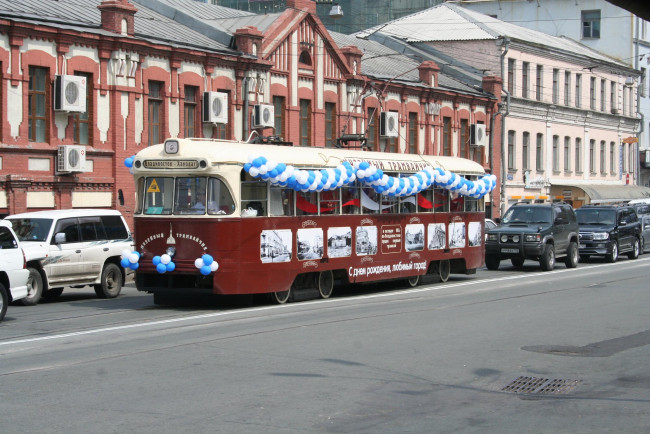Обои картинки фото владивосток, старый, трамвай, техника, троллейбусы