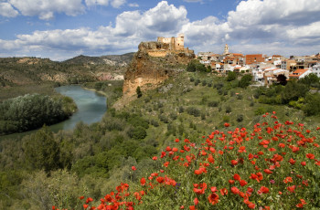 Картинка cofrentes valencia spain города пейзажи маки река деревня испания кофрентес валенсия