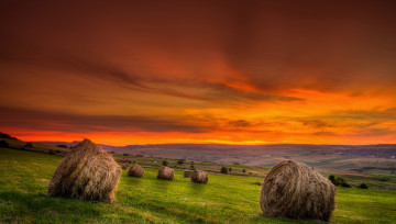 Картинка природа восходы закаты лето сено поле закат