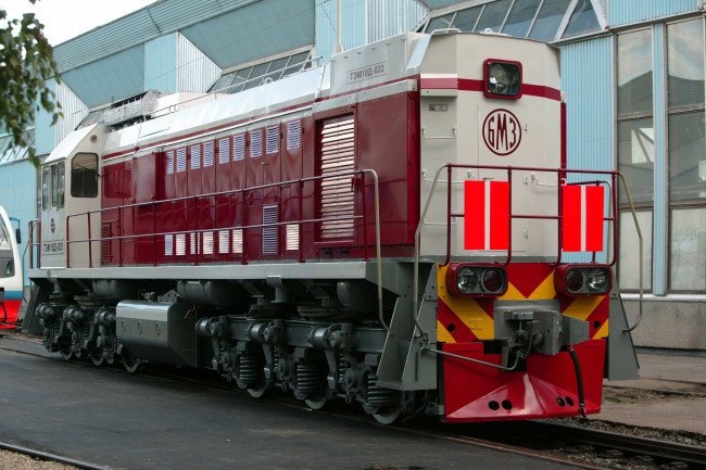 Грузовой локомотив фото