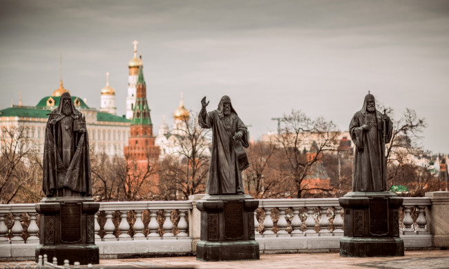 Обои картинки фото города, москва , россия, скульптура, памятник, город