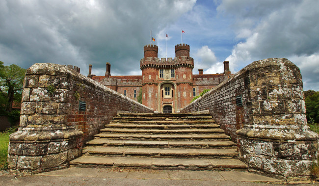 Обои картинки фото herstmonceux castle, города, замки англии, лестница, крепость, замок