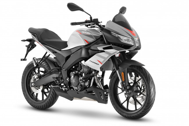 Обои картинки фото мотоциклы, aprilia