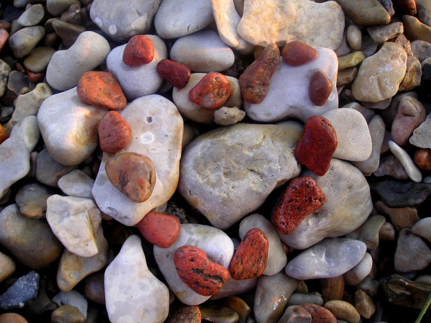 Обои картинки фото природа, камни, минералы, сердечки