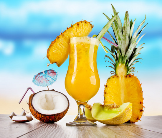 Обои картинки фото еда, напитки, коктейль, кокос, ананас