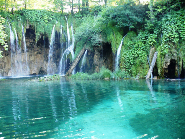 Обои картинки фото природа, водопады, водоем, зелень