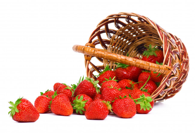 Обои картинки фото еда, клубника, земляника, корзинка, ягоды