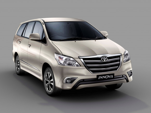 Обои картинки фото автомобили, toyota, innova, 2013г