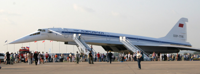 Обои картинки фото tupelov, tu, 144ll, at, 2007, exibition, авиация, пассажирские, самолёты, лайнер, сверхзвуковой, пассажирский
