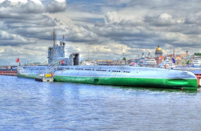 Обои картинки фото корабли, подводные, лодки, военный, лодка, санкт-петербург