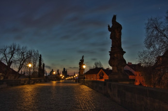 Картинка прага города прага+ Чехия ночь деревья здания фонари мост скульптуры